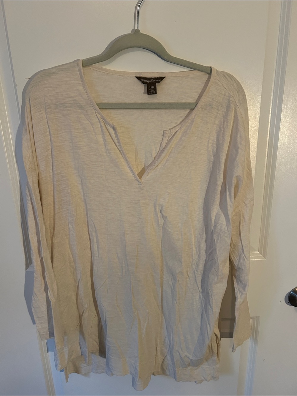 Tommy Bahama Cream Split V-Neck Long Sleeve Tunic